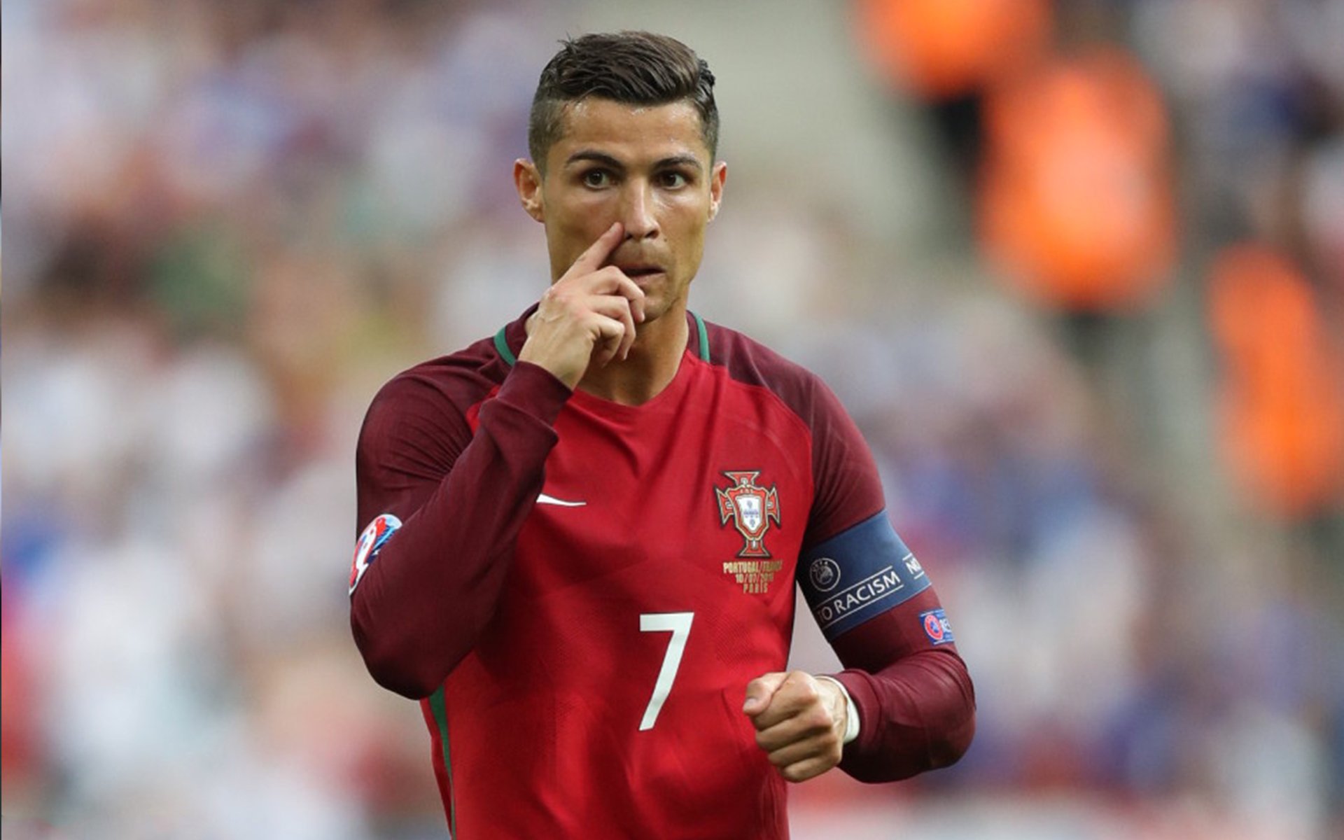 国际比赛中，某队势如破竹，取得胜利，国际比赛双方得40叫